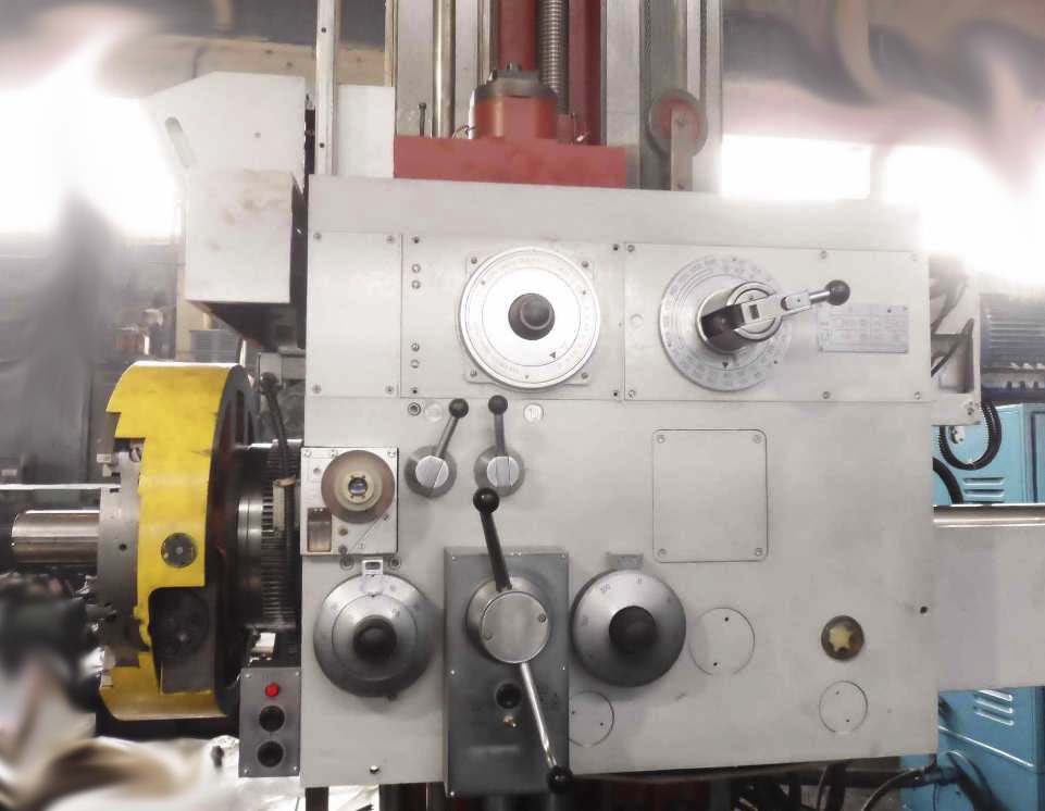 Фото горизонтально-розточувального верстата 2А620Ф2 2А620Ф2 Фото горизонтально-розточувального верстата